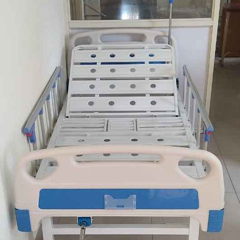 Uphealthy Semi Fowler Commode Bed